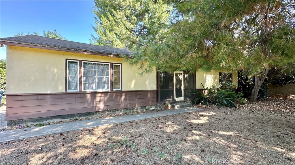 8546 Vanalden Avenue, Northridge, CA 91324