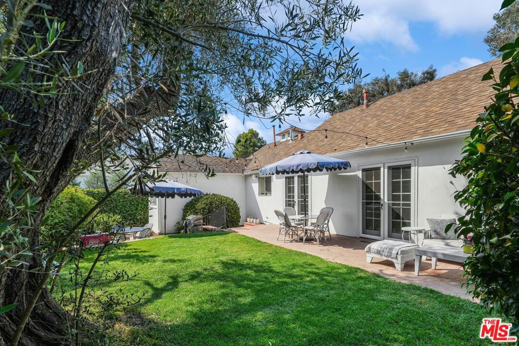 14940 W Sunset Boulevard, Pacific Palisades, CA 90272