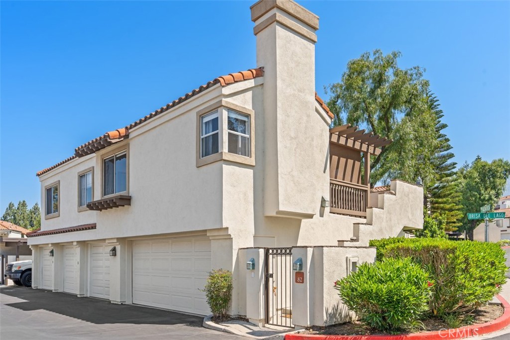 82 Brisa Del Lago, Rancho Santa Margarita, CA 92688