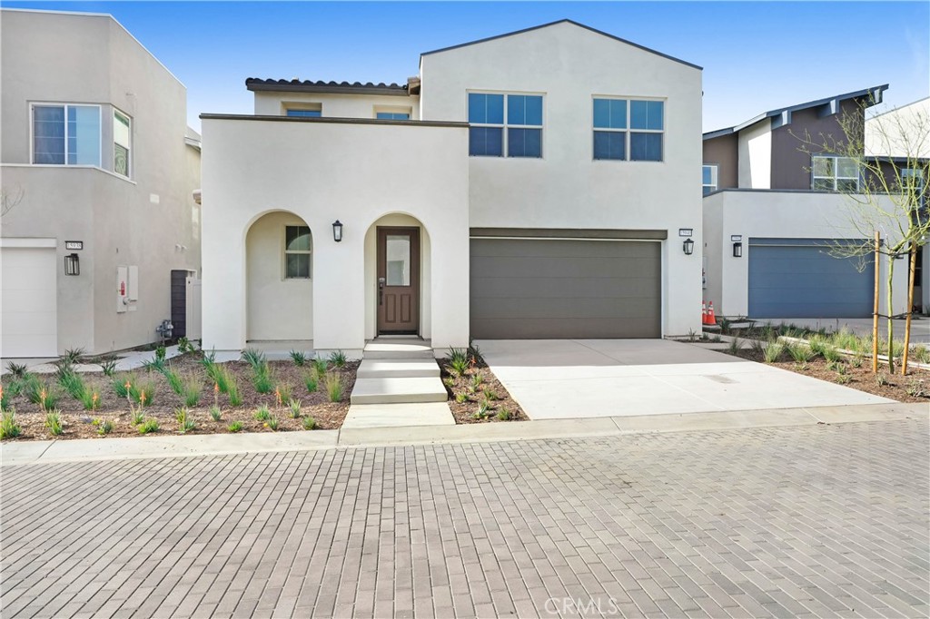 15940 Caterpillar Drive, Fontana, CA 92336