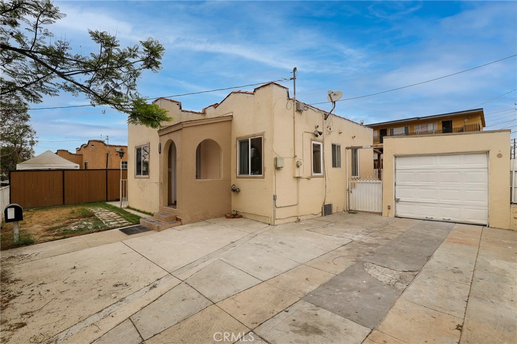 325 W 17Th Street, Long Beach, CA 90813