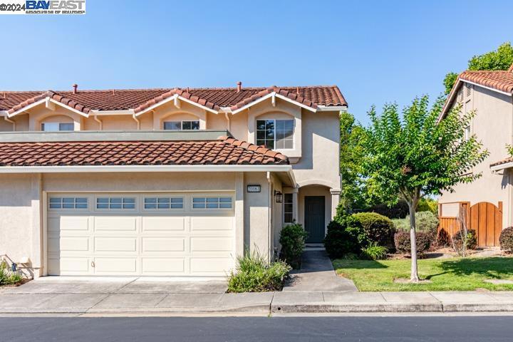 20061 Summercrest Dr, Castro Valley, CA 94552