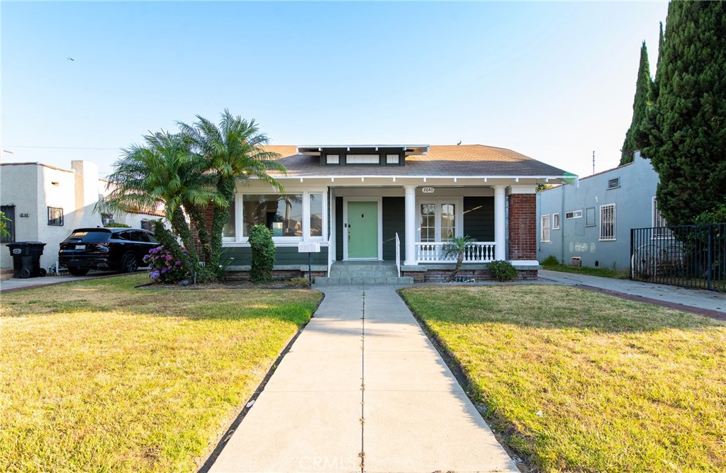 2640 Live Oak Street, Huntington Park, CA 90255