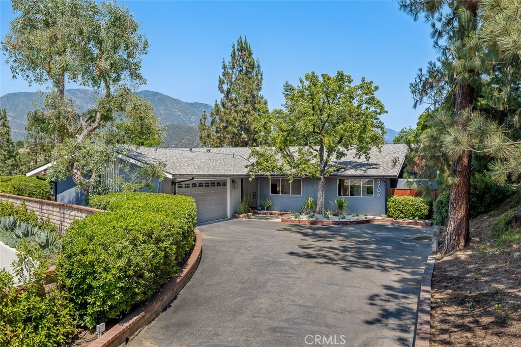 5706 Alder Ridge Drive, La Canada Flintridge, CA 91011