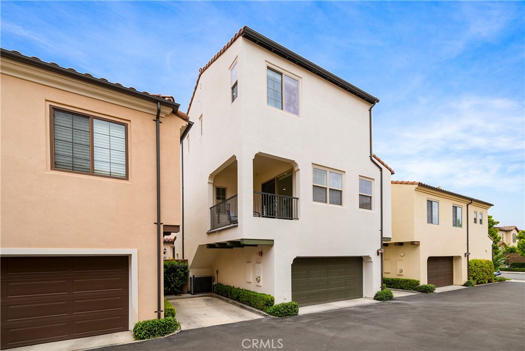 222 Firefly, Irvine, CA 92618