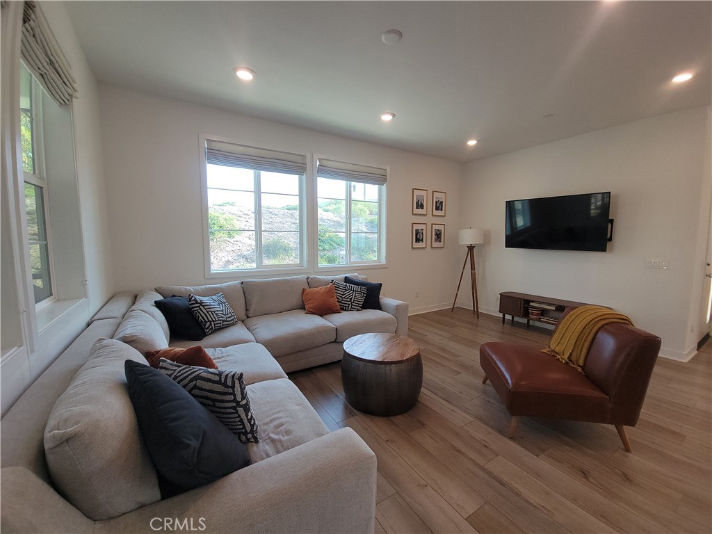 27078 Painted Sky Way, Valencia, CA 91381