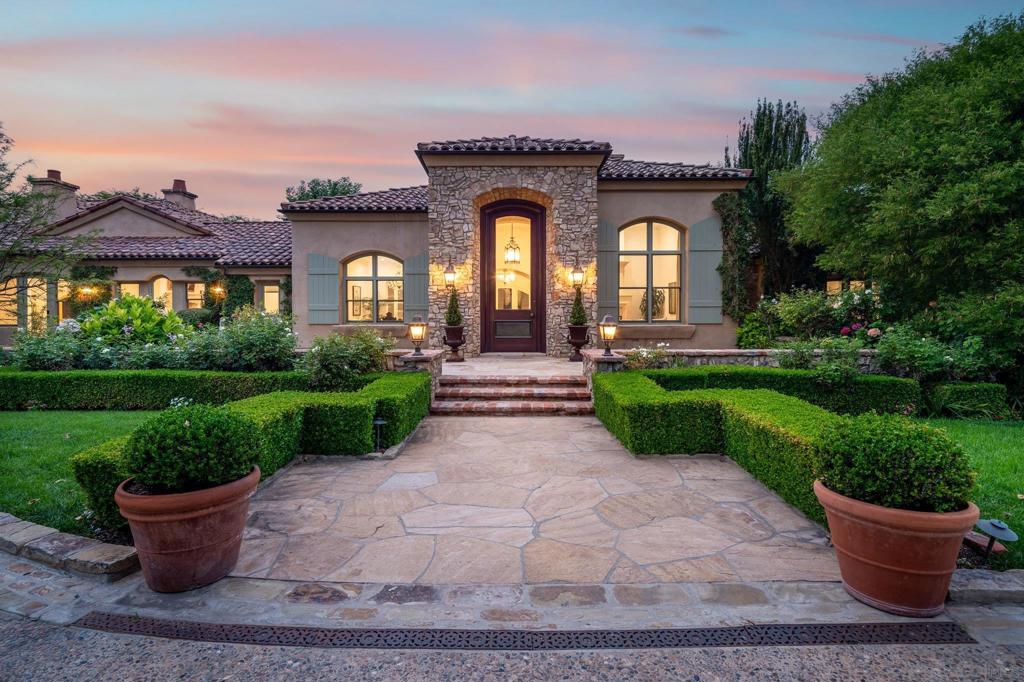 16168 Valle De Oro, Rancho Santa Fe, CA 92067