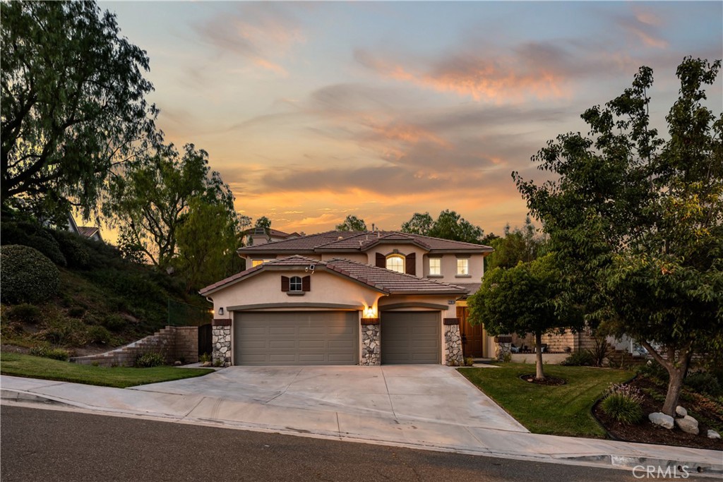 22911 Boxwood Lane, Saugus, CA 91390