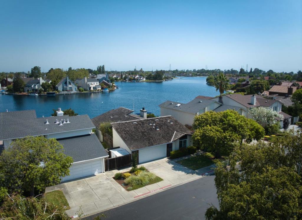 563 Trinidad Lane, Foster City, CA 94404