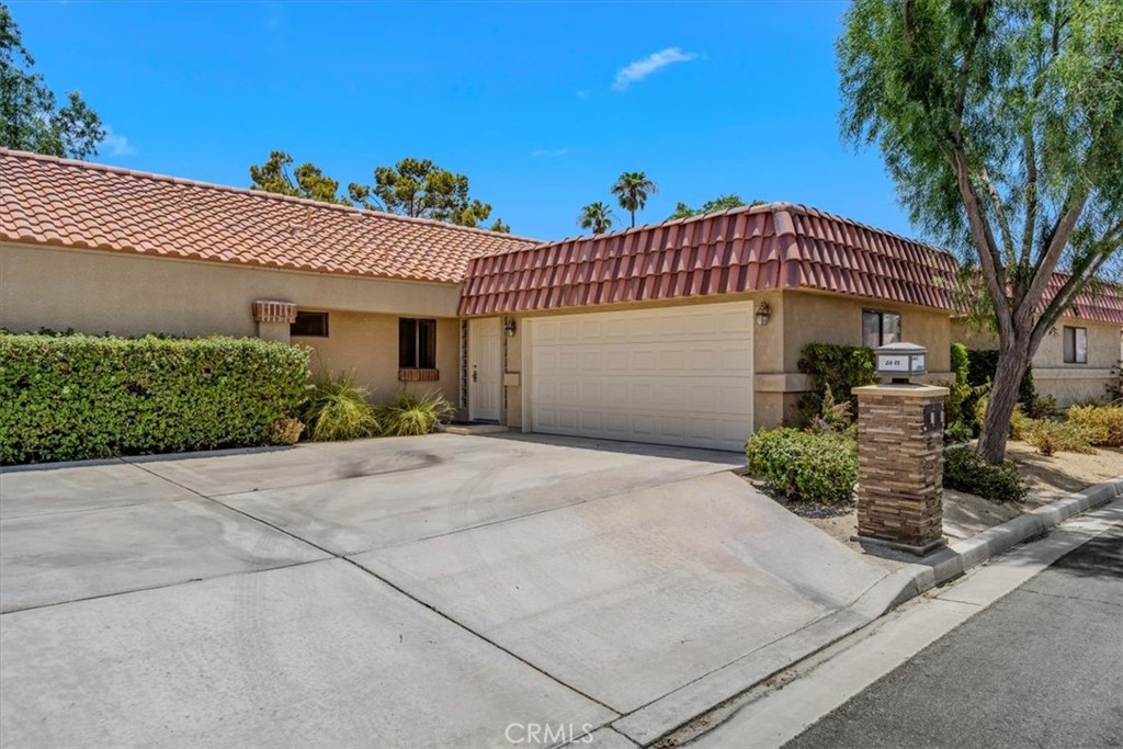 41860 Jupiter Hills Court, Palm Desert, CA 92211