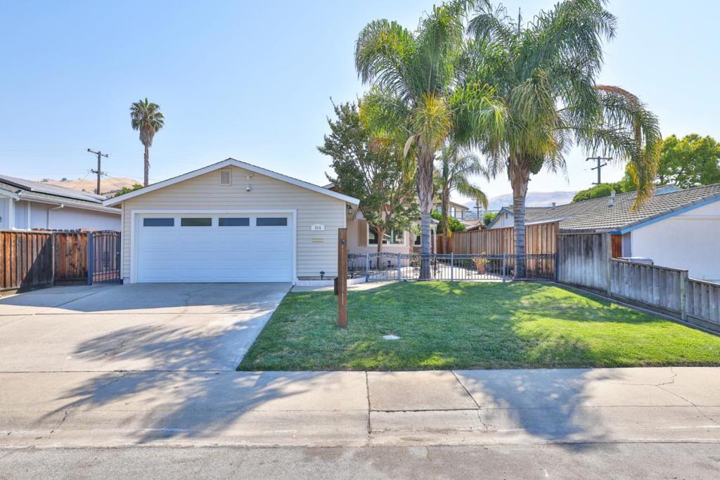 864 Selby Lane, San Jose, CA 95127