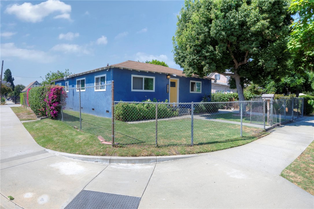 716 W 11Th Street, Pomona, CA 91766