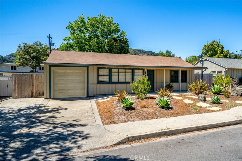 323 Cerro Romauldo Avenue, San Luis Obispo, CA 93405