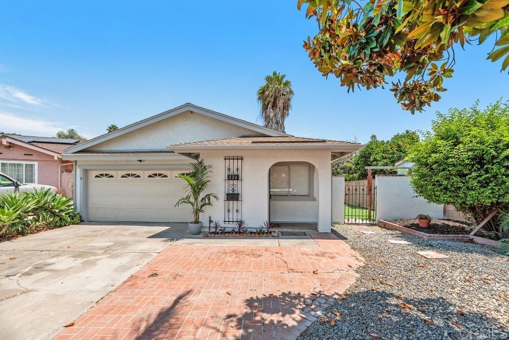 224 El Tigre Court, San Marcos, CA 92069