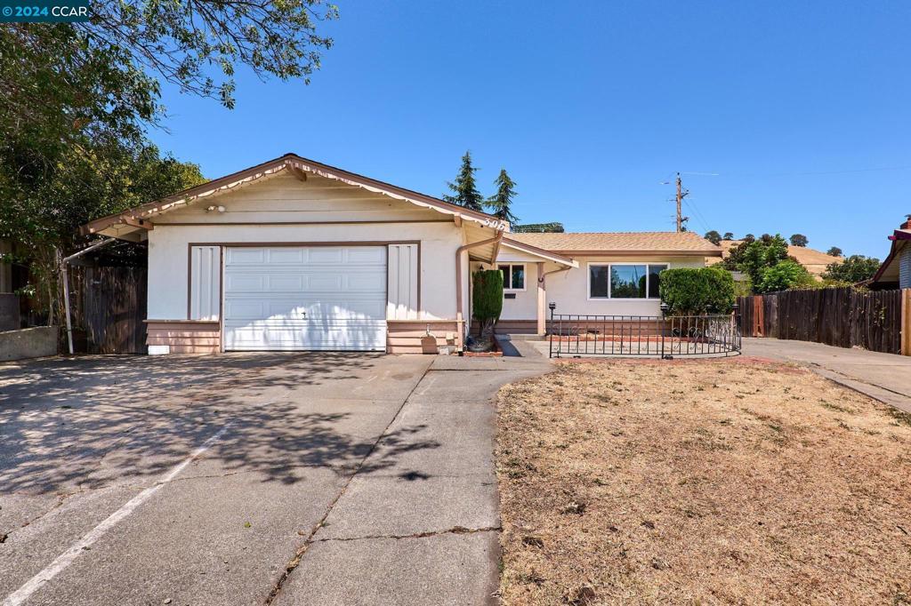 306 Markham Ave, Vacaville, CA 95688