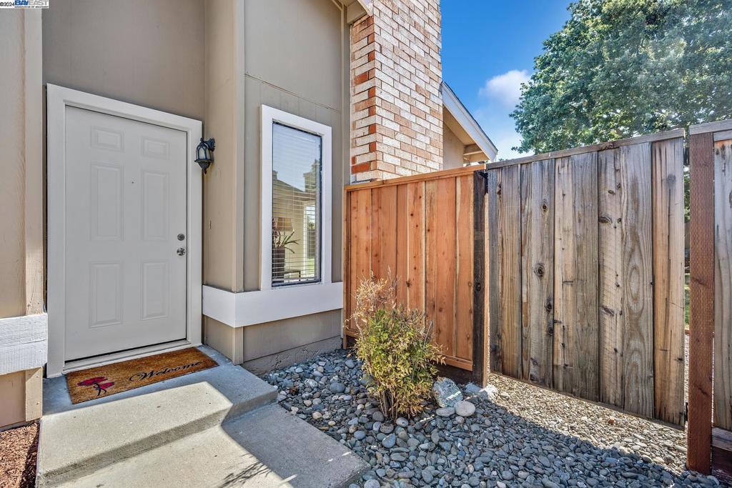 4984 Lyra Ct, Livermore, CA 94551