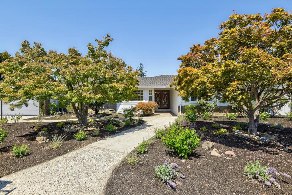 741 College Court, Los Altos, CA 94022