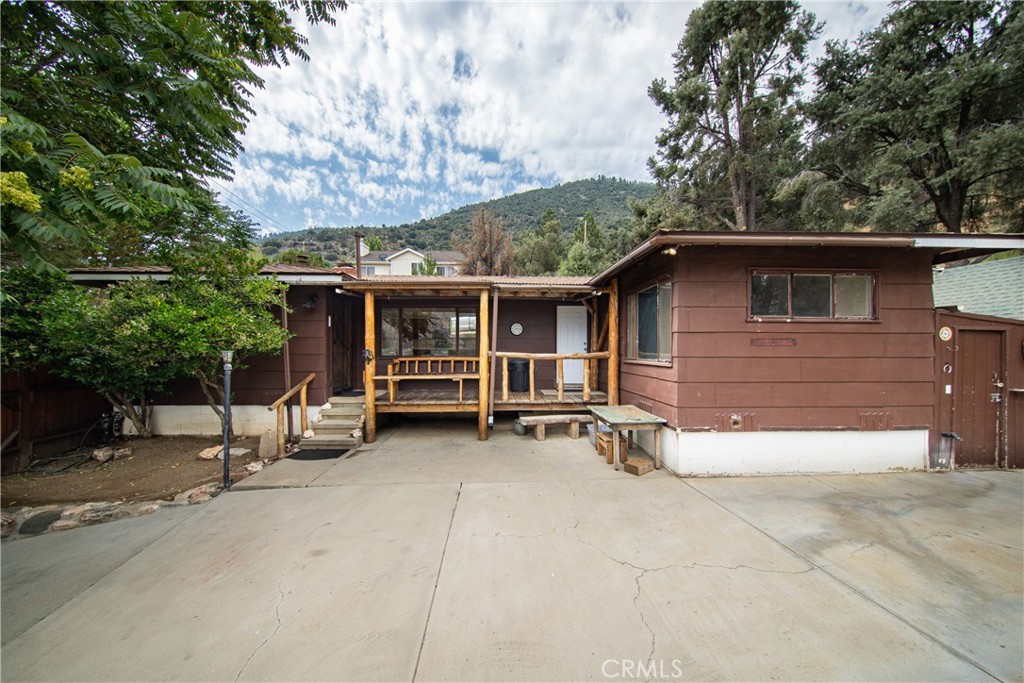 209 E End., Frazier Park, CA 93225