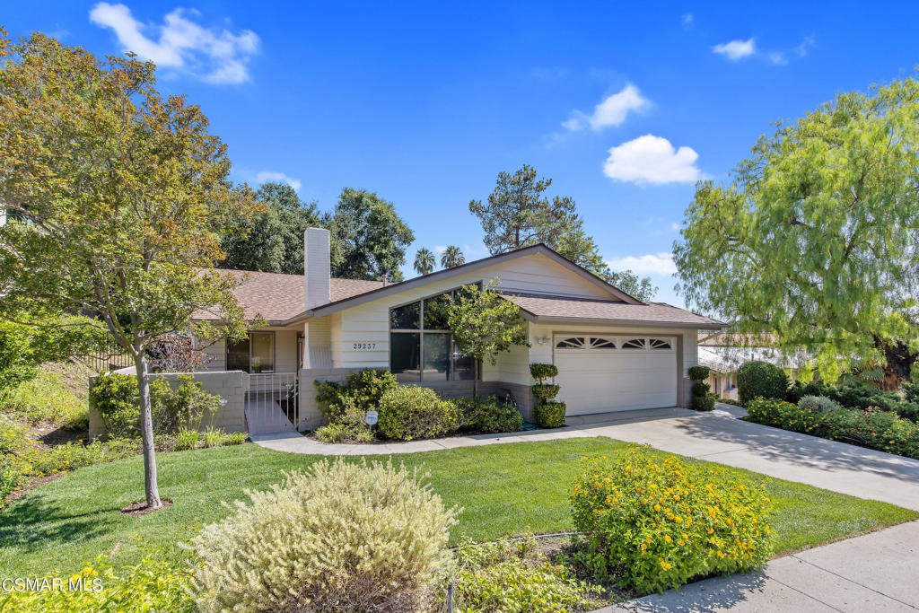 29237 Hillrise Drive, Agoura Hills, CA 91301