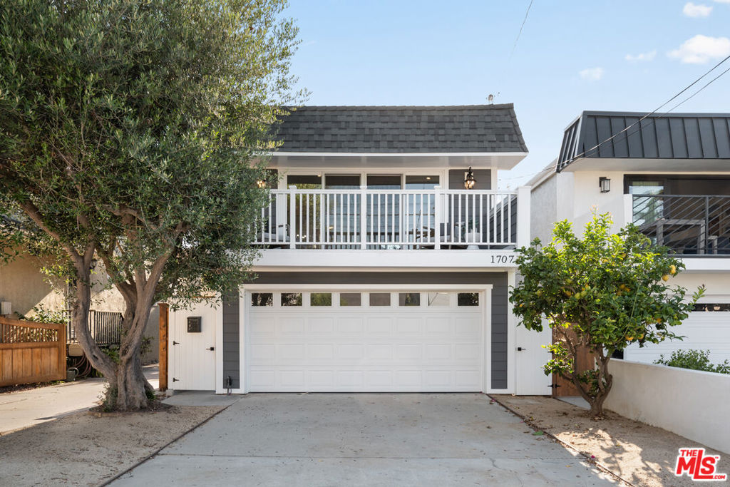 1707 Carver Street, Redondo Beach, CA 90278