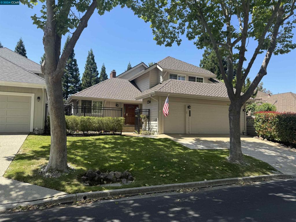 833 Redwood Dr, Danville, CA 94506