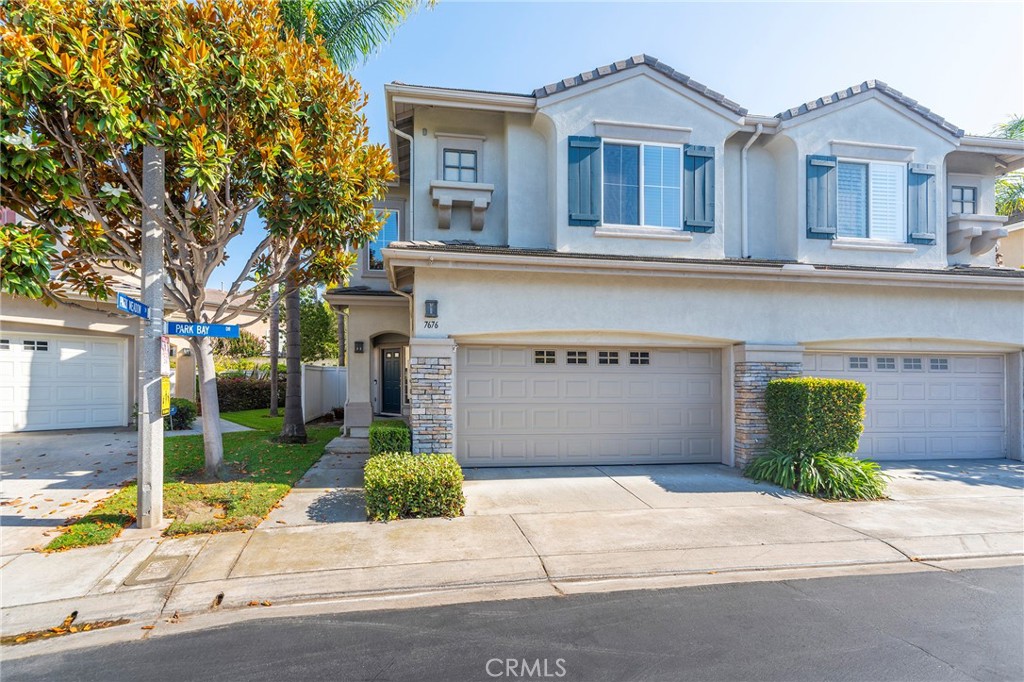 7676 Park Bay Drive, Huntington Beach, CA 92648