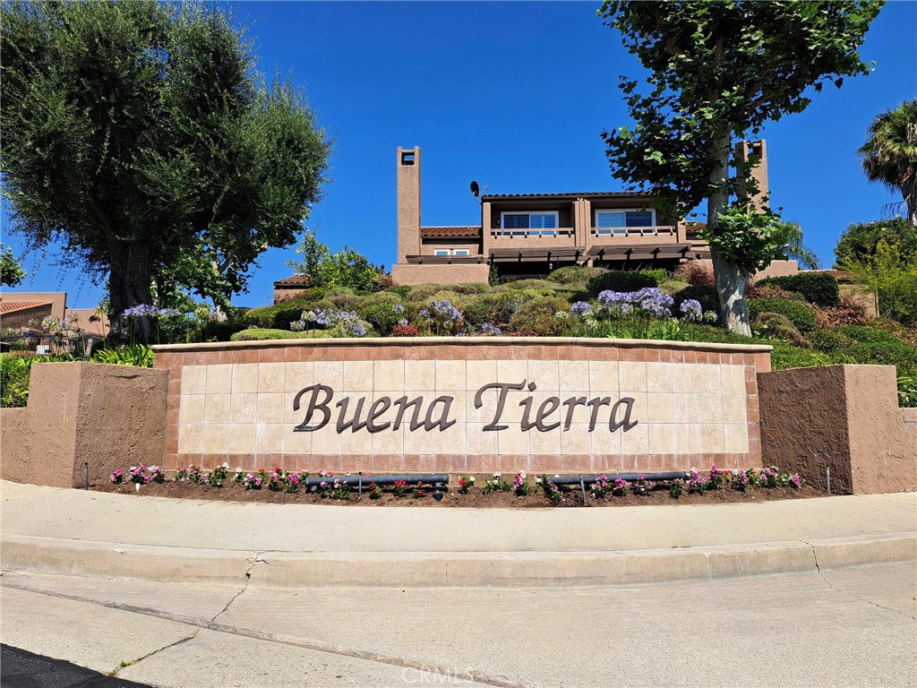 8571 Buena Tierra Place, Buena Park, CA 90621