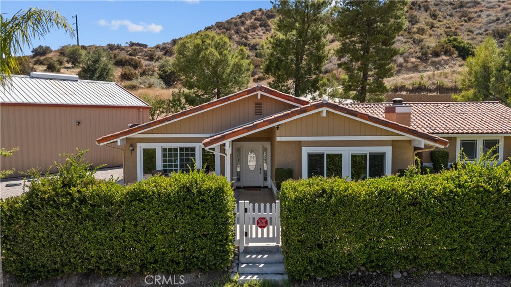 30120 Hasley Canyon Road, Castaic, CA 91384