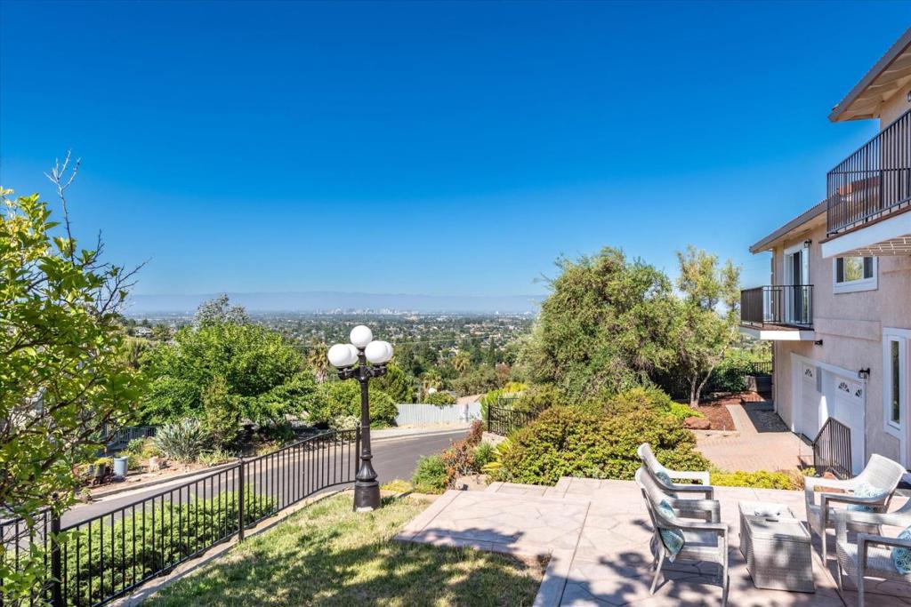 3675 Nob Hill Drive, San Jose, CA 95127