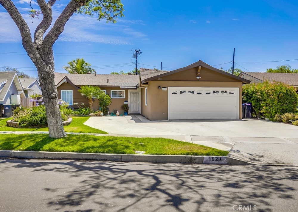 1929 S Griset Place, Santa Ana, CA 92704