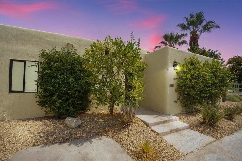 1187 E Alejo Road, Palm Springs, CA 92264