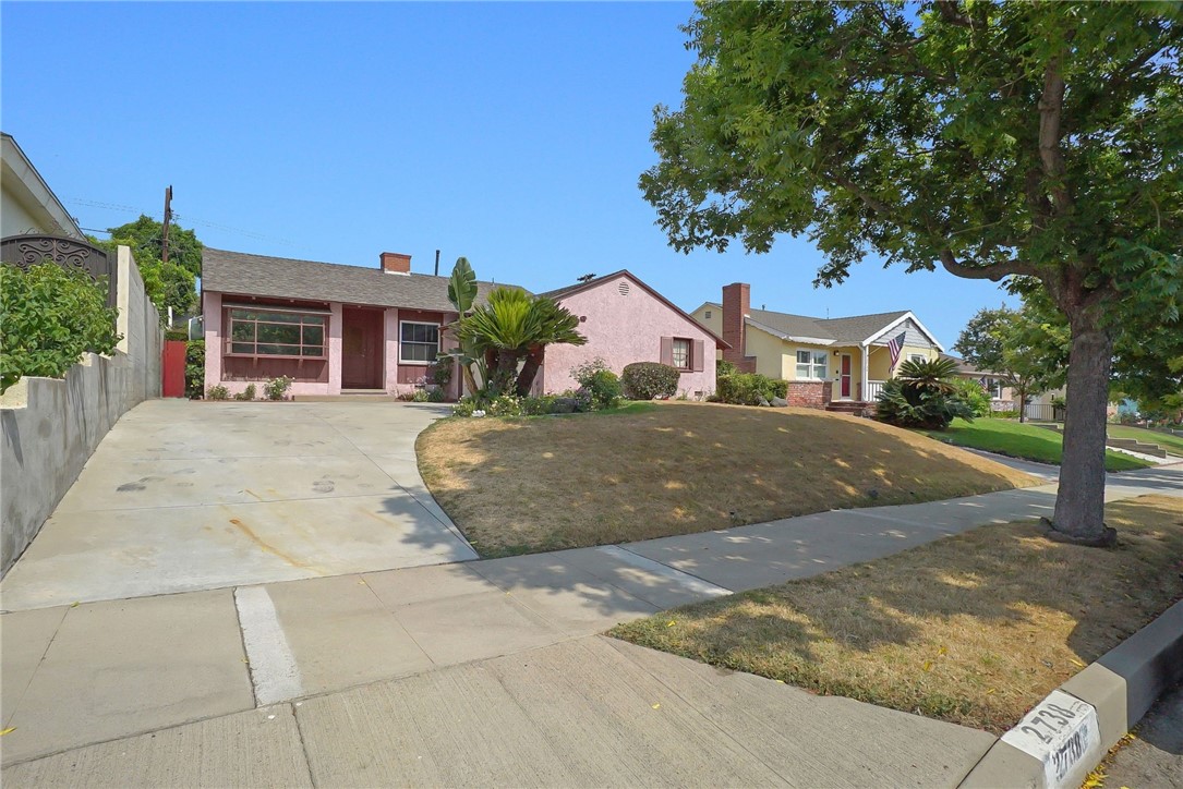 2738 N Brighton Street, Burbank, CA 91504