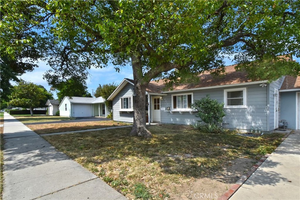 7913 Lasaine Avenue, Northridge, CA 91325