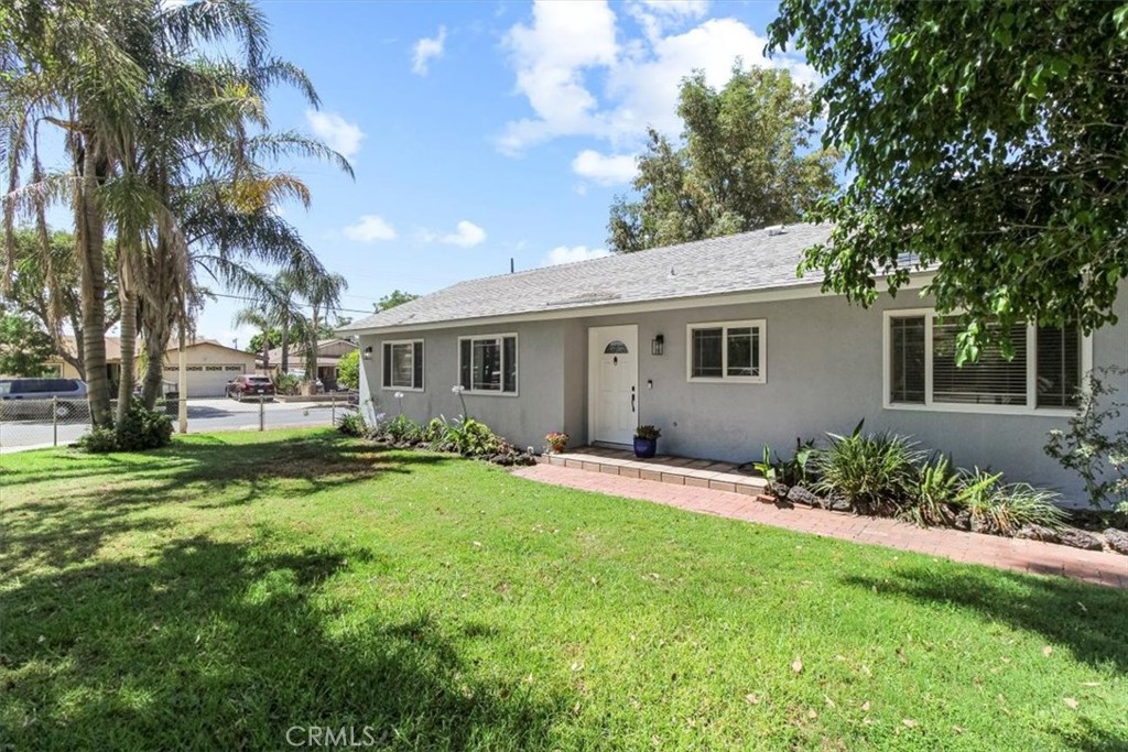 13163 De Haven Avenue, Sylmar, CA 91342