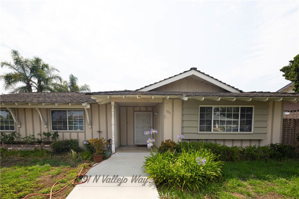 1391 N Vallejo Way, Upland, CA 91786