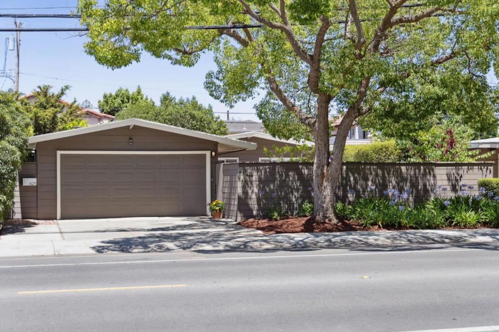 425 E Meadow Drive, Palo Alto, CA 94306