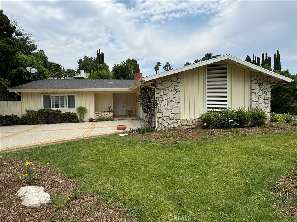 22027 Gresham Street, West Hills, CA 91304