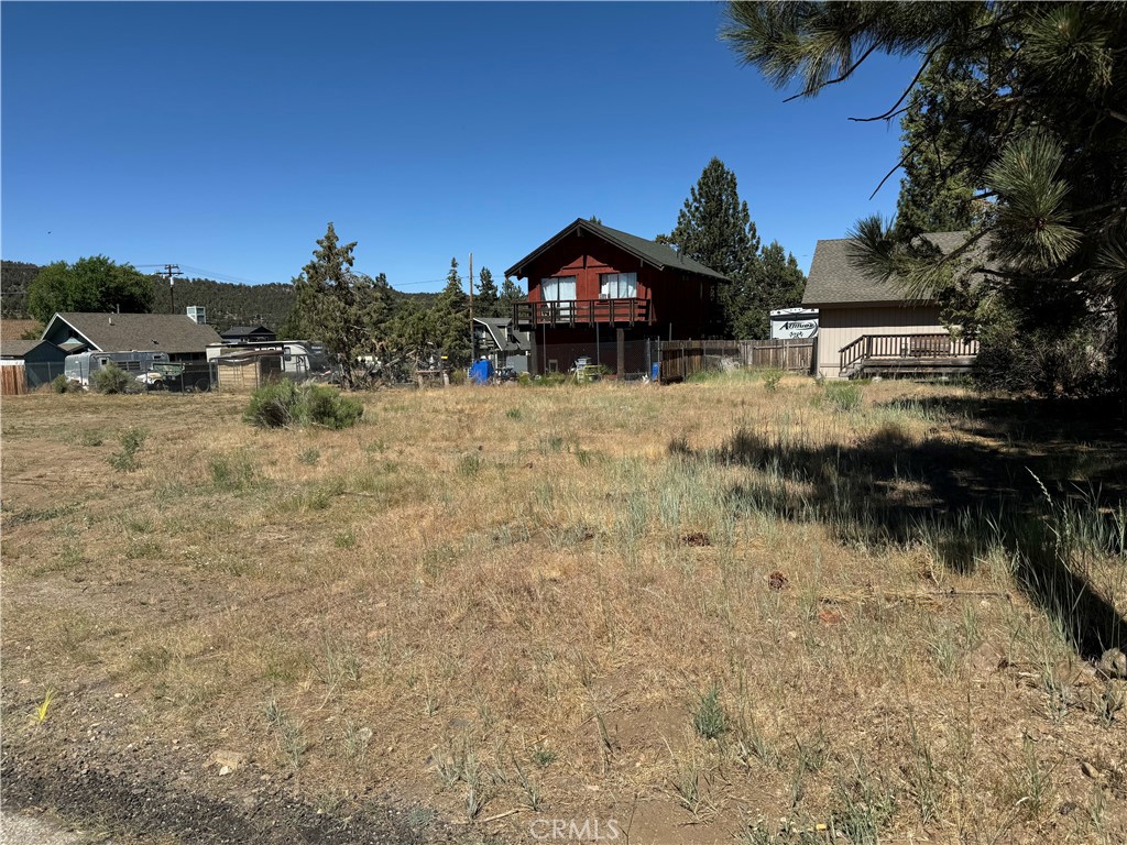 924 Pinon Lane, Big Bear City, CA 92314