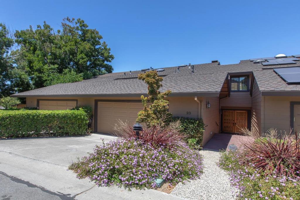 23 Hallmark Circle, Menlo Park, CA 94025