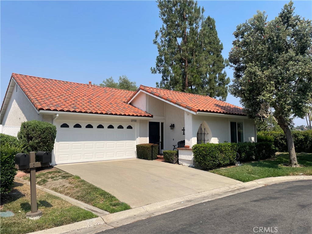 27715 Via Rodrigo, Mission Viejo, CA 92692