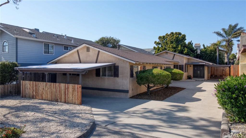 357 Newport Avenue, Grover Beach, CA 93433