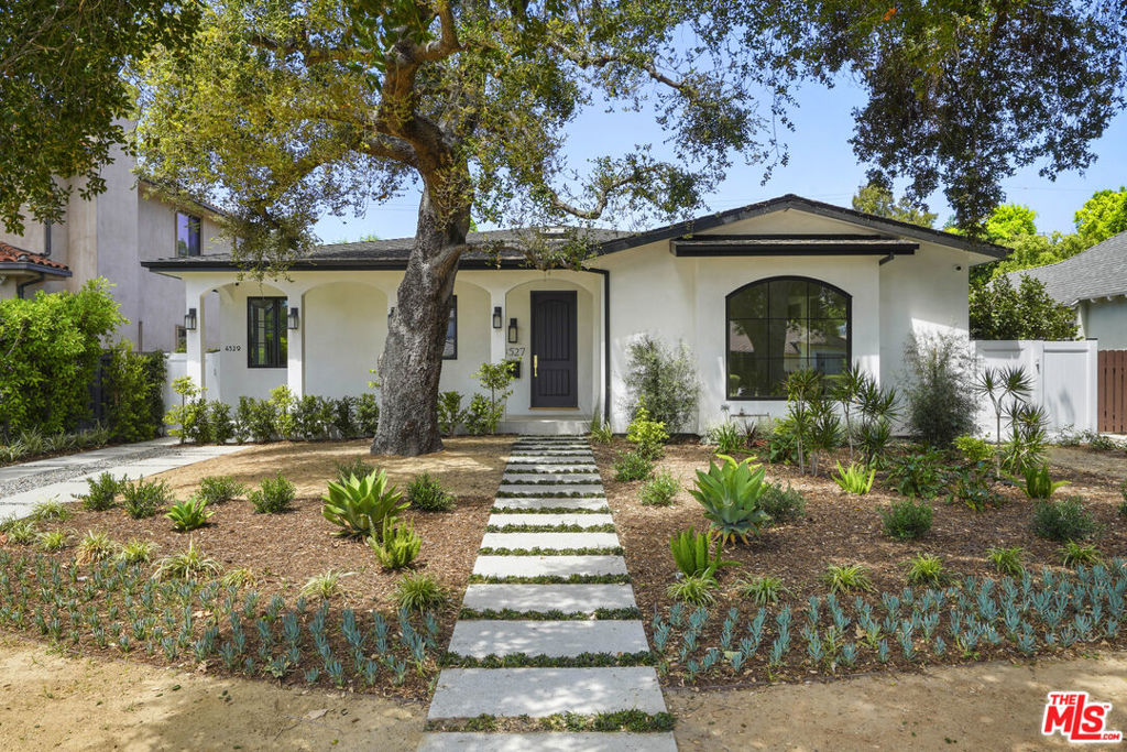 4527 Ethel Avenue, Studio City, CA 91604