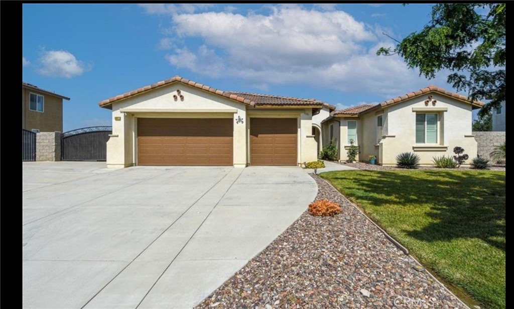 5027 Horse Chestnut Street, Jurupa Valley, CA 91752