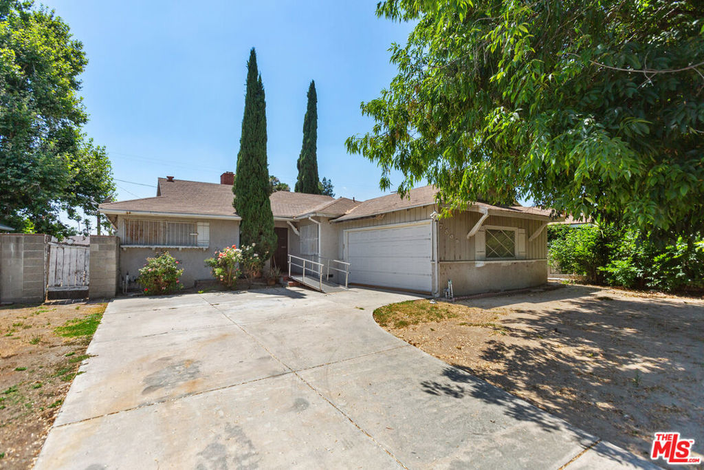 7809 Mcnulty Avenue, Winnetka, CA 91306