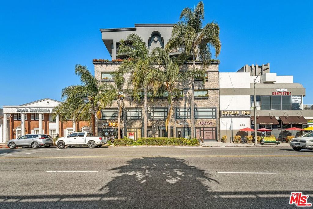 930 S Robertson Boulevard, #502, Los Angeles, CA 90035