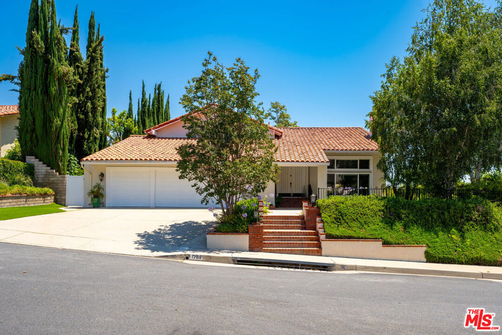 1766 Bowcliff Terrace, Westlake Village, CA 91361