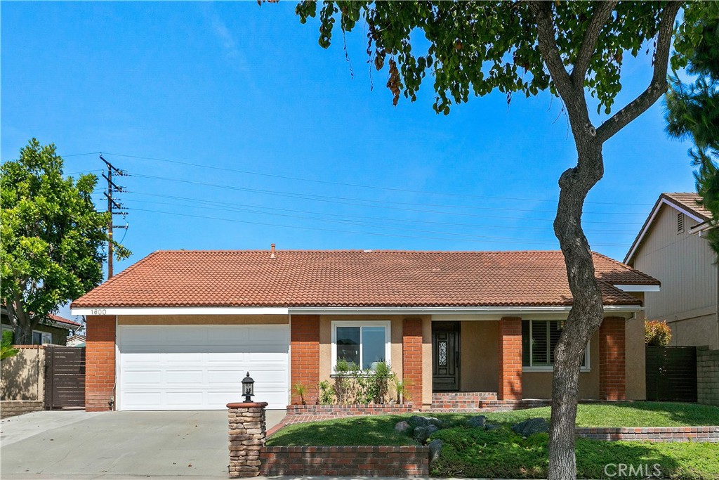 1600 Kingham Way, Fullerton, CA 92833