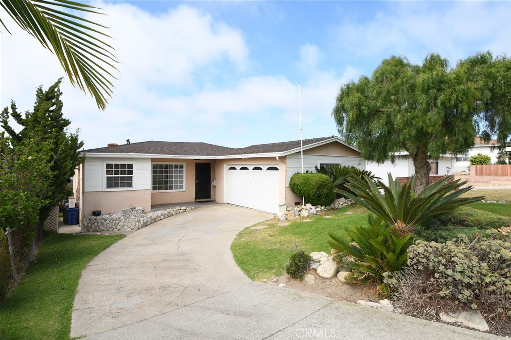 2305 S Hill Lane, Redondo Beach, CA 90278