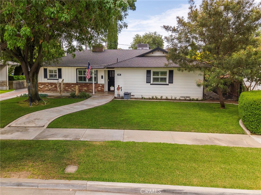 4684 Brentwood Avenue, Riverside, CA 92506