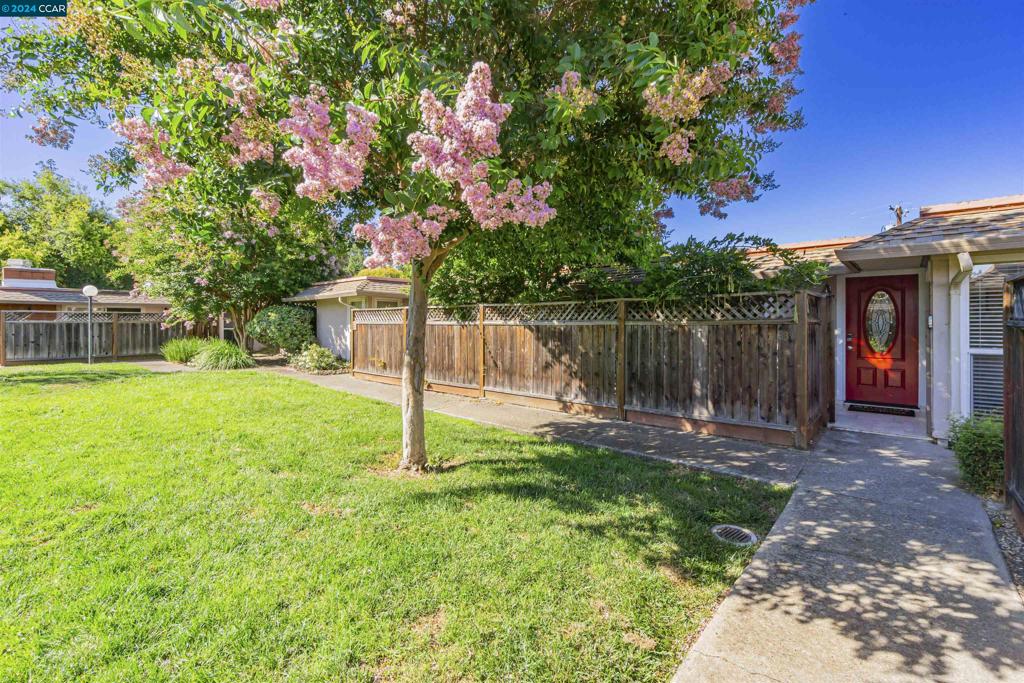 1691 Alvarado Ave , #33, Walnut Creek, CA 94597